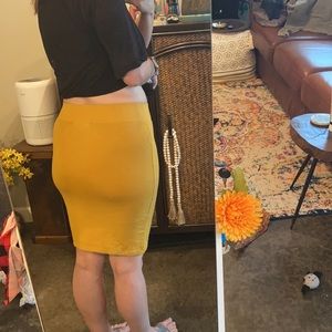 Bodycon skirt sz small